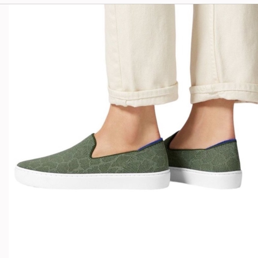 Rothy’s Safari Green Textured Print Slip On Sneakers Size 8